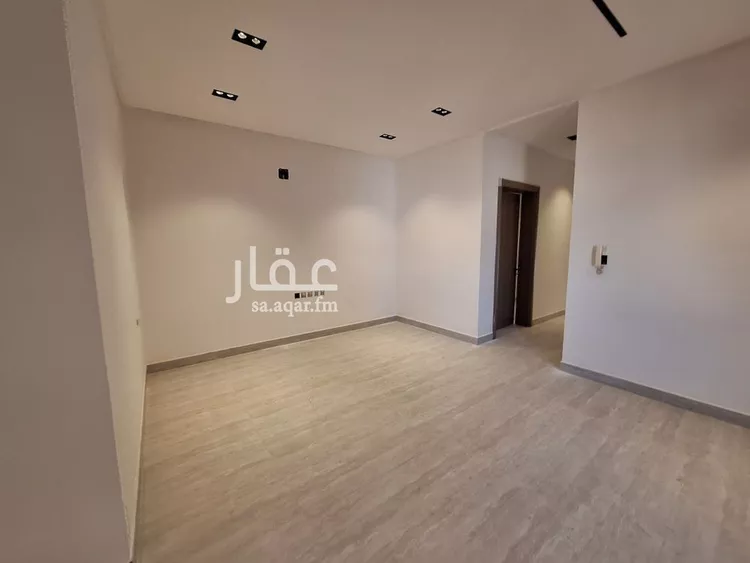 دور للبيع في شارع عبدالرحمن بن مهنا, حي سلطانة, مدينة الرياض, منطقة الرياض صورة 5