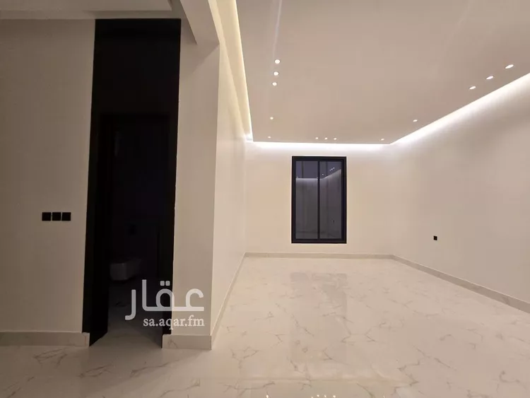 فيلا للبيع في شارع رقم 142, حي ظهرة لبن, مدينة الرياض, منطقة الرياض صورة 2