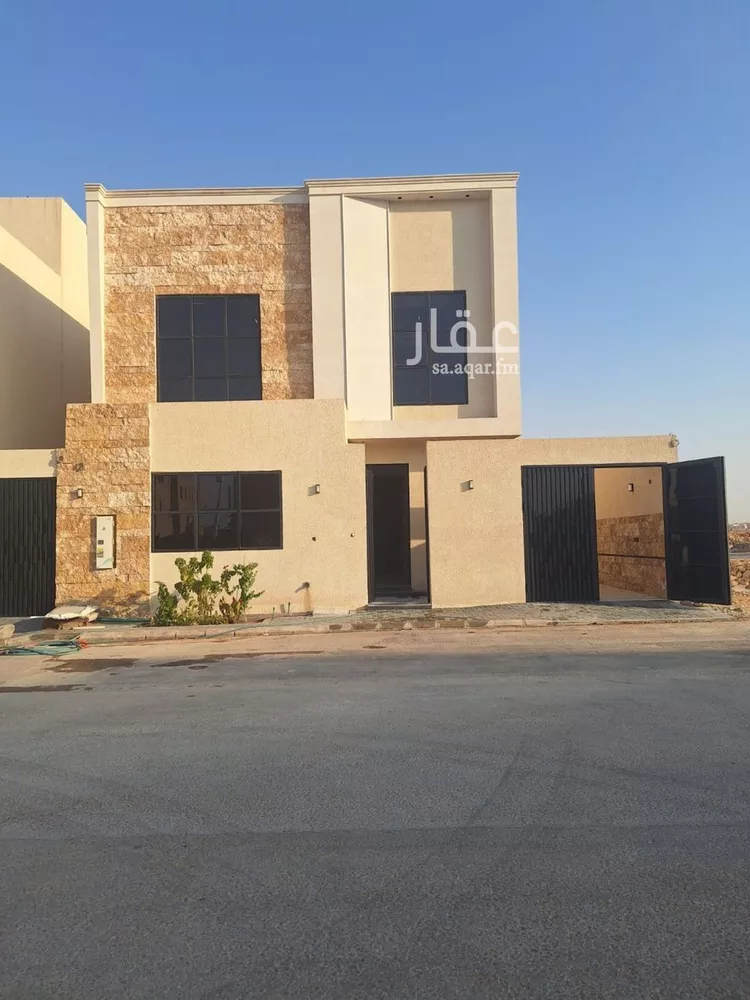 Villa for Sale in Riyadh Al Mahdiyah صورة 2