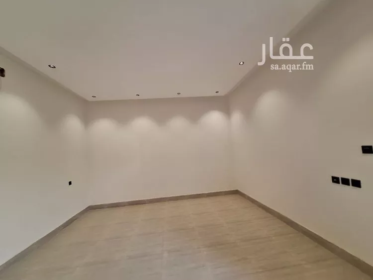 دور للبيع في شارع أبي محمد عبدالعزيز الفاسي, حي طويق, مدينة الرياض, منطقة الرياض صورة 2
