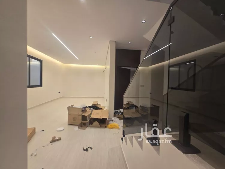 فيلا للبيع في شارع شارع 309, حي ظهرة لبن, مدينة الرياض, منطقة الرياض صورة 4