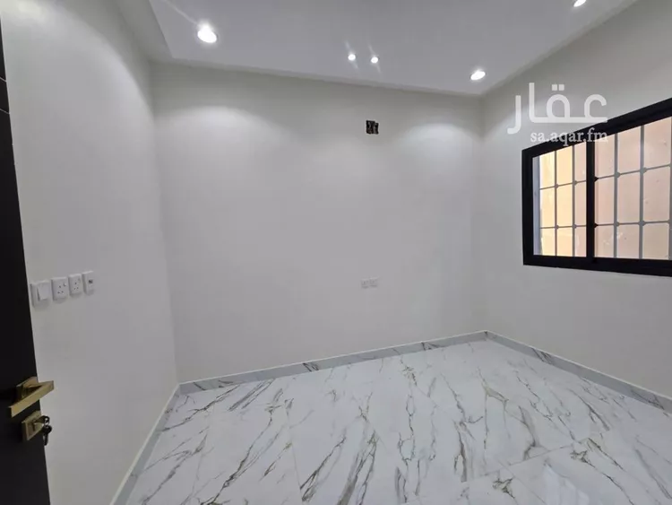 فيلا للبيع في شارع بيضاء نثيل, حي العريجاء الغربي, مدينة الرياض, منطقة الرياض 19