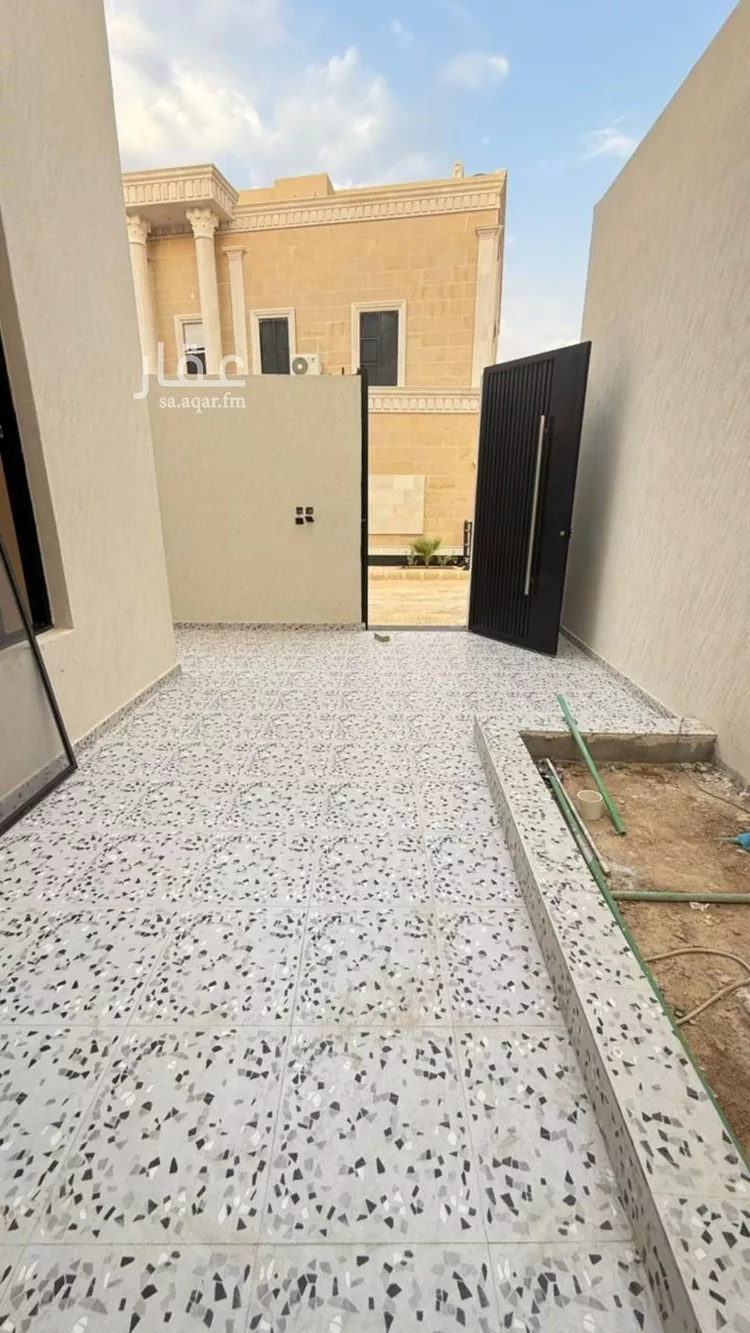 فيلا للبيع في شارع حولي, حي ظهرة لبن, مدينة الرياض, منطقة الرياض صورة 5