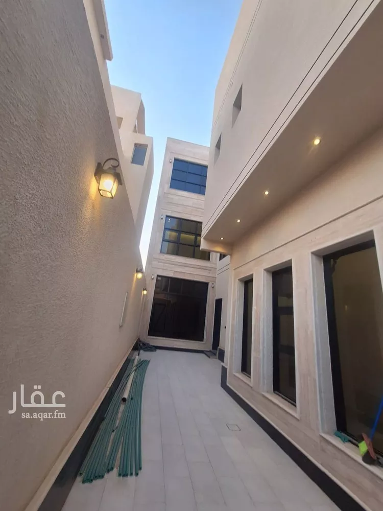 Villa for Sale in Riyadh Dhahrat Laban
