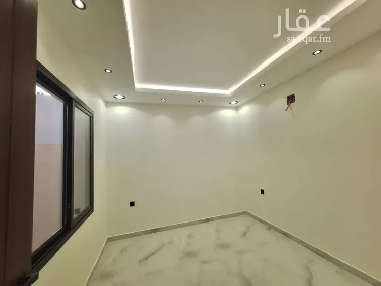 فيلا للبيع في شارع طريف, حي ظهرة لبن, مدينة الرياض, منطقة الرياض صورة 3