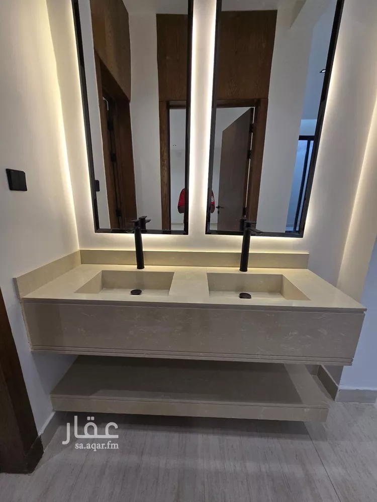 فيلا للبيع في شارع العرضية, حي طويق, مدينة الرياض, منطقة الرياض 16