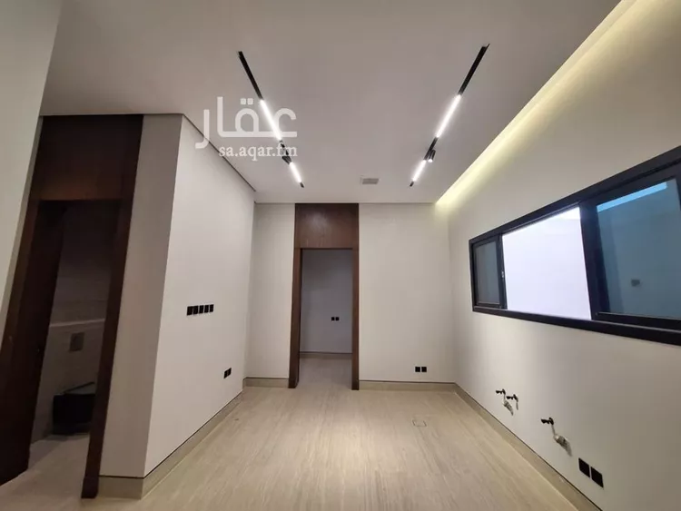 فيلا للبيع في شارع إسماعيل الصائغ, حي المهدية, مدينة الرياض, منطقة الرياض صورة 2