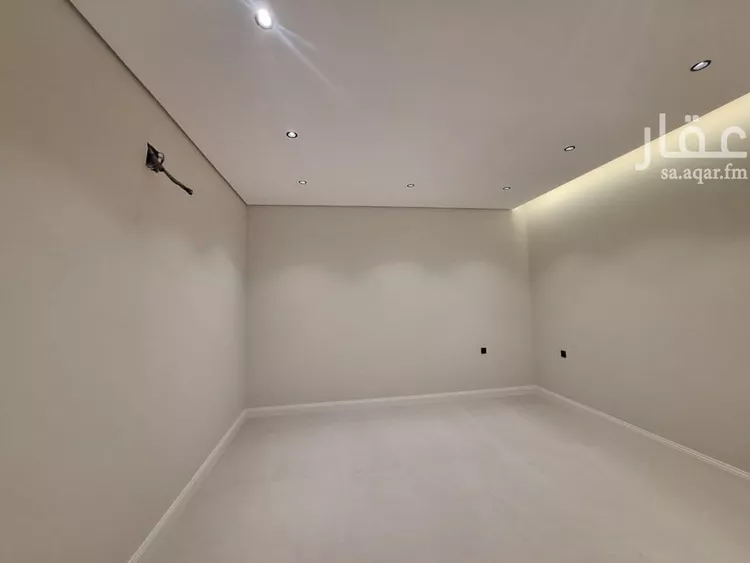 فيلا للبيع في شارع رقم 198, حي ظهرة لبن, مدينة الرياض, منطقة الرياض صورة 5
