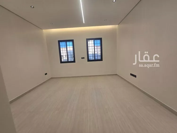 فيلا للبيع في شارع شارع 309, حي ظهرة لبن, مدينة الرياض, منطقة الرياض صورة 2