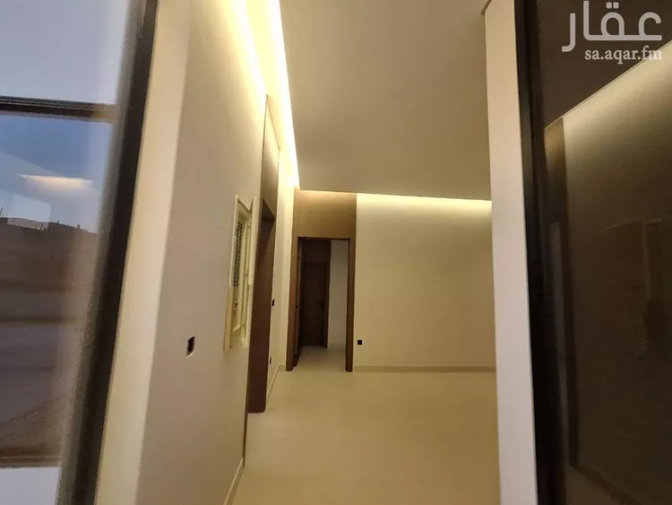 فيلا للبيع في شارع رقم 142, حي ظهرة لبن, مدينة الرياض, منطقة الرياض صورة 5