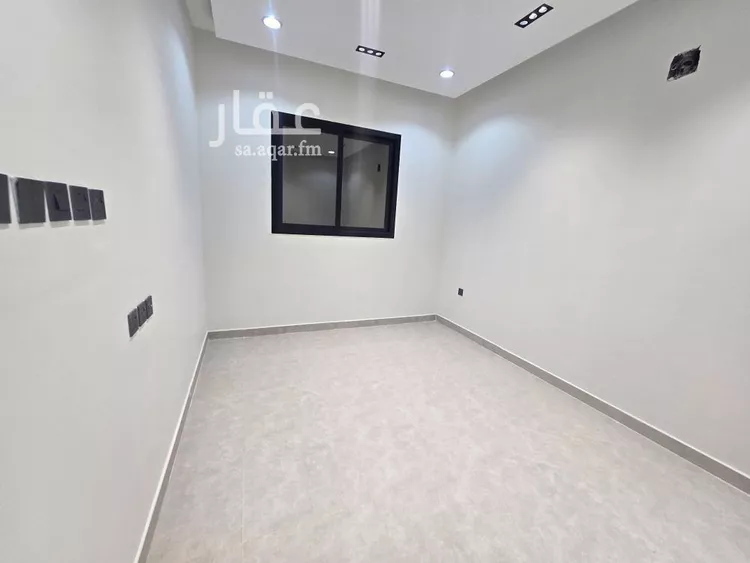 فيلا للبيع في شارع البغوي, حي العريجاء الأوسط, مدينة الرياض, منطقة الرياض صورة 2