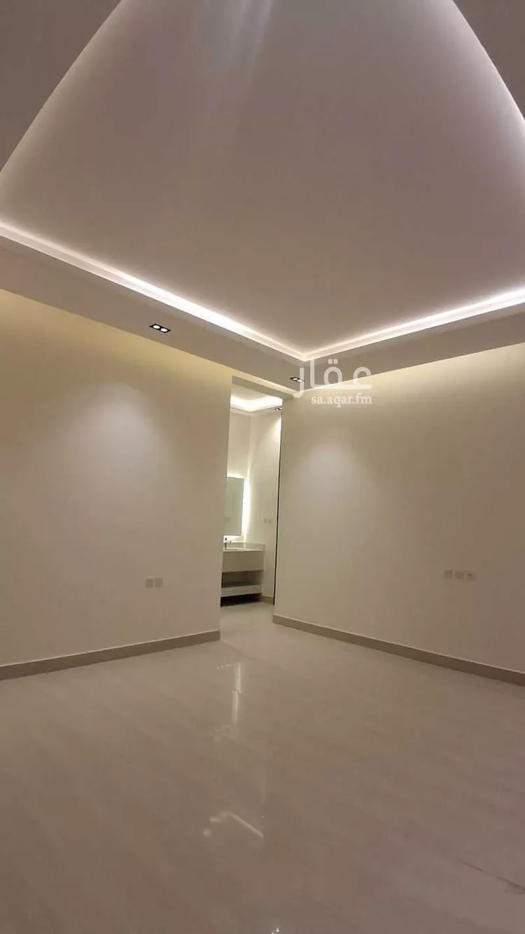 Floor for Sale in Riyadh Dirab 14