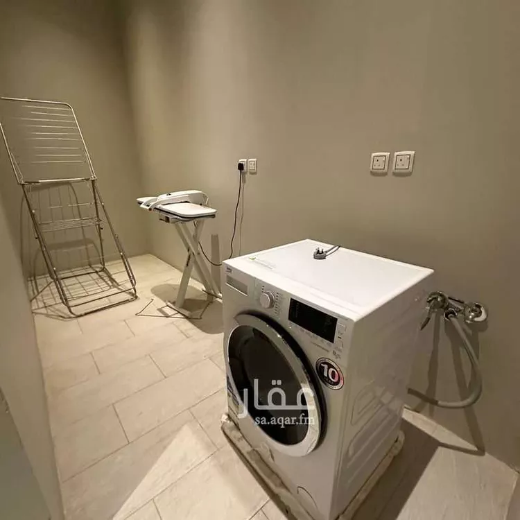 فيلا للإيجار في شارع القاسمي, حي الرفيعة, مدينة الرياض, منطقة الرياض 13