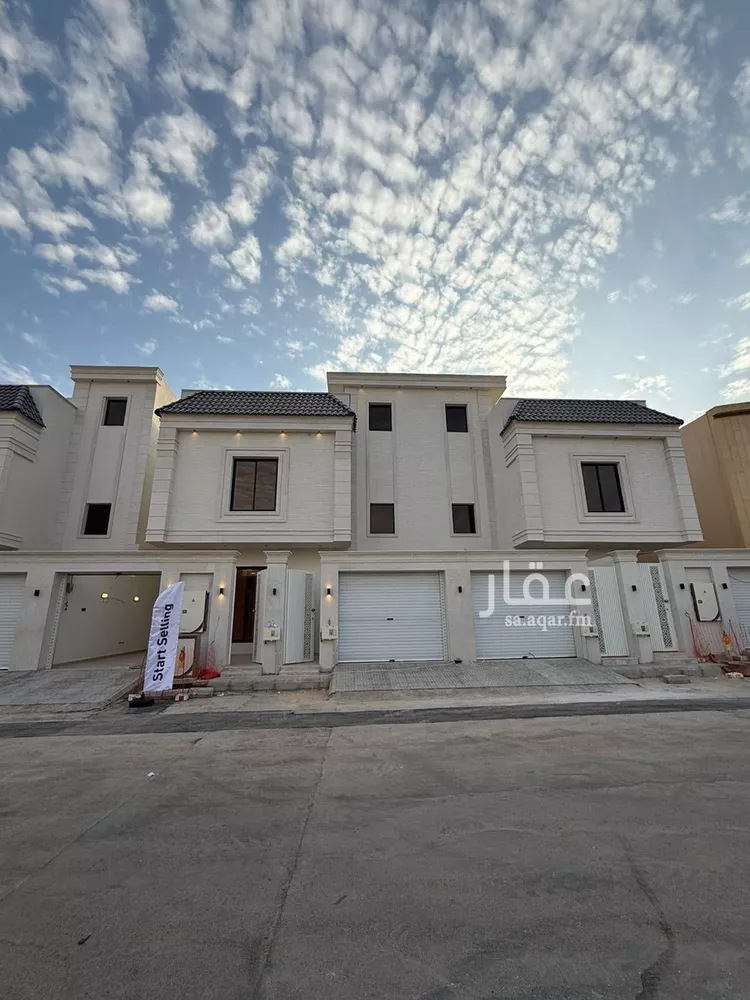 دور للبيع في شارع إبراهيم الهاشمي, حي عكاظ, مدينة الرياض, منطقة الرياض