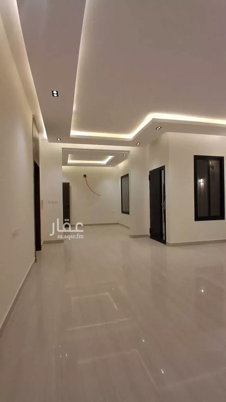 Floor for Sale in Riyadh Dirab 11