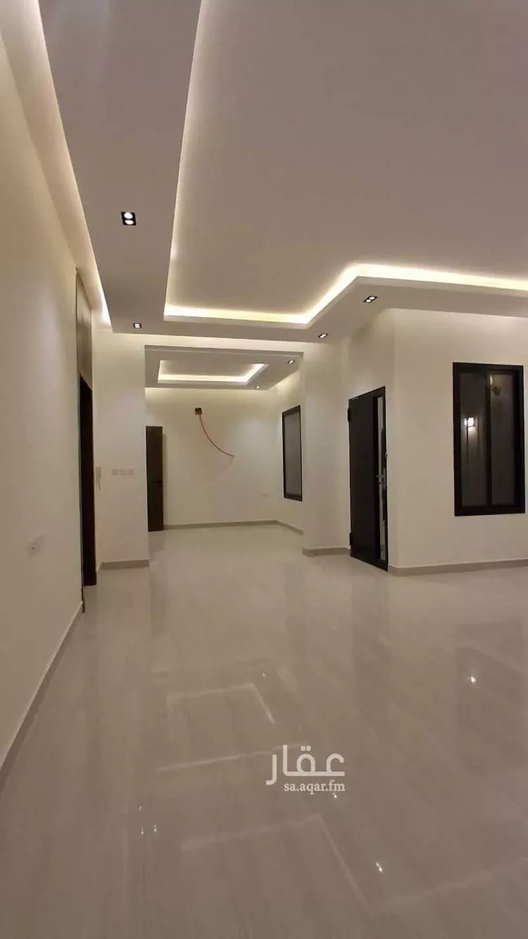دور للبيع في شارع الوادي الاخضر, حي ديراب, مدينة الرياض, منطقة الرياض 8