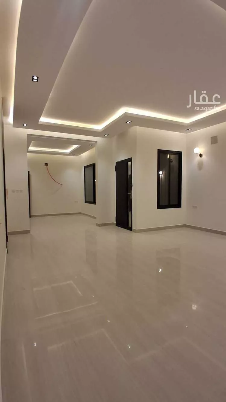 Floor for Sale in Riyadh Dirab 7