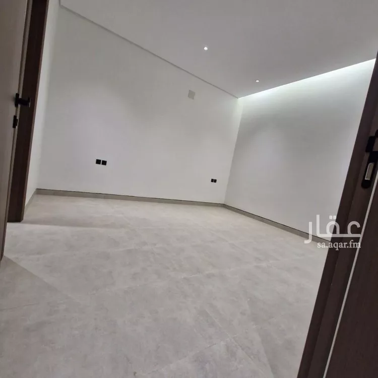فيلا للبيع في شارع نصيب بن رباح, حي الفاروق, مدينة الرياض, منطقة الرياض 11