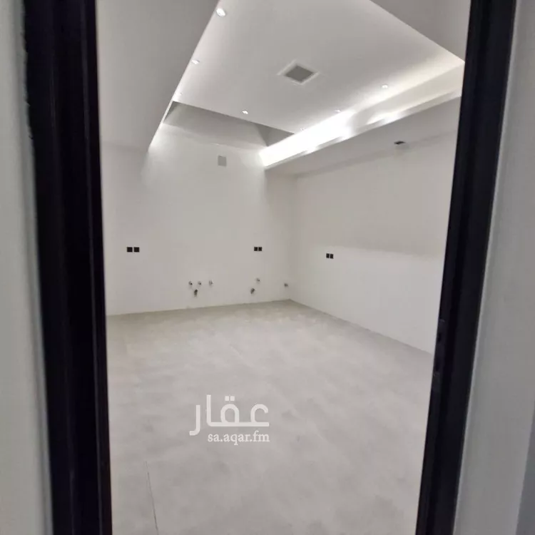 فيلا للبيع في شارع نصيب بن رباح, حي الفاروق, مدينة الرياض, منطقة الرياض 8