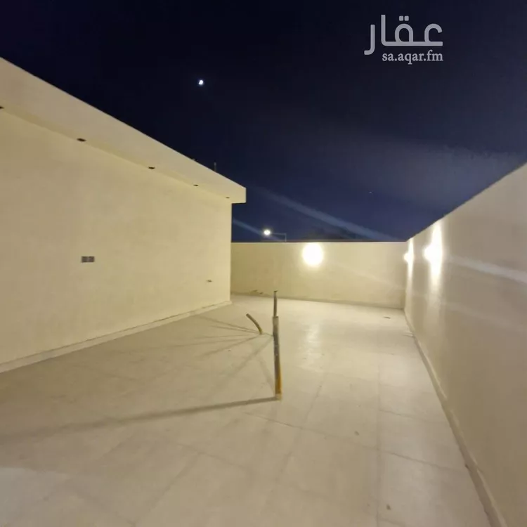 فيلا للبيع في شارع نصيب بن رباح, حي الفاروق, مدينة الرياض, منطقة الرياض صورة 2
