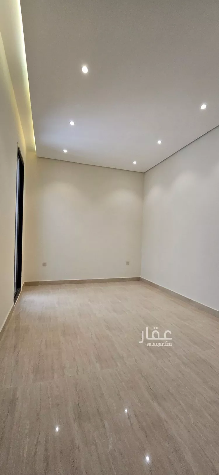 فيلا للبيع في شارع نصيب بن رباح, حي الفاروق, مدينة الرياض, منطقة الرياض 9