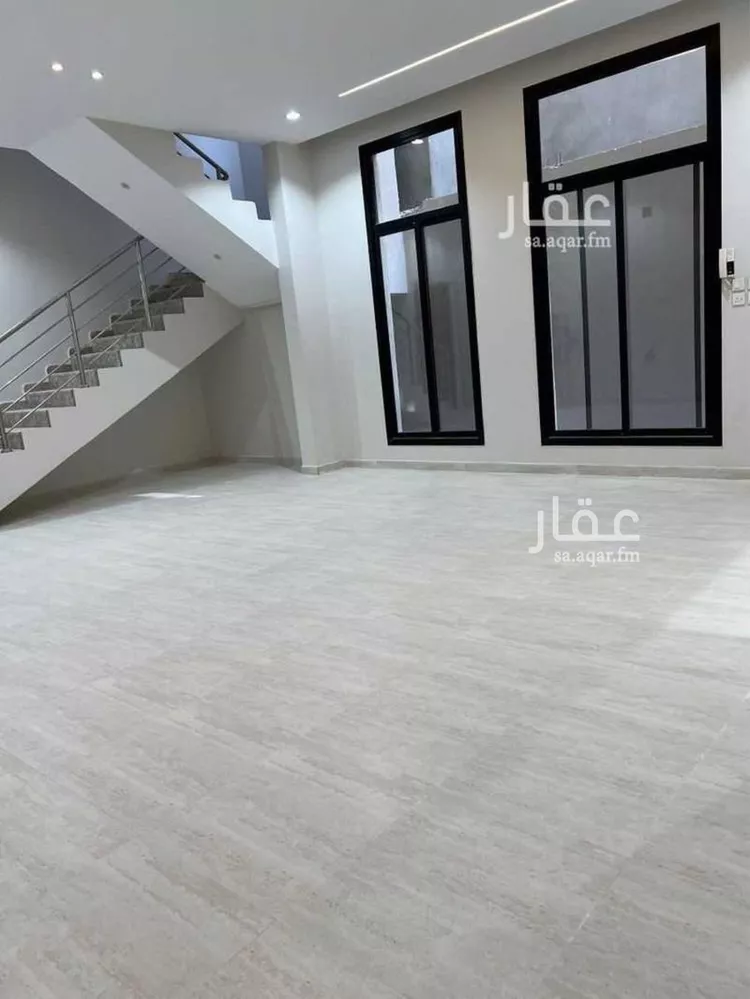 فيلا للبيع في شارع أبي البقاء الأزجي, حي الرمال, مدينة الرياض, منطقة الرياض صورة 2