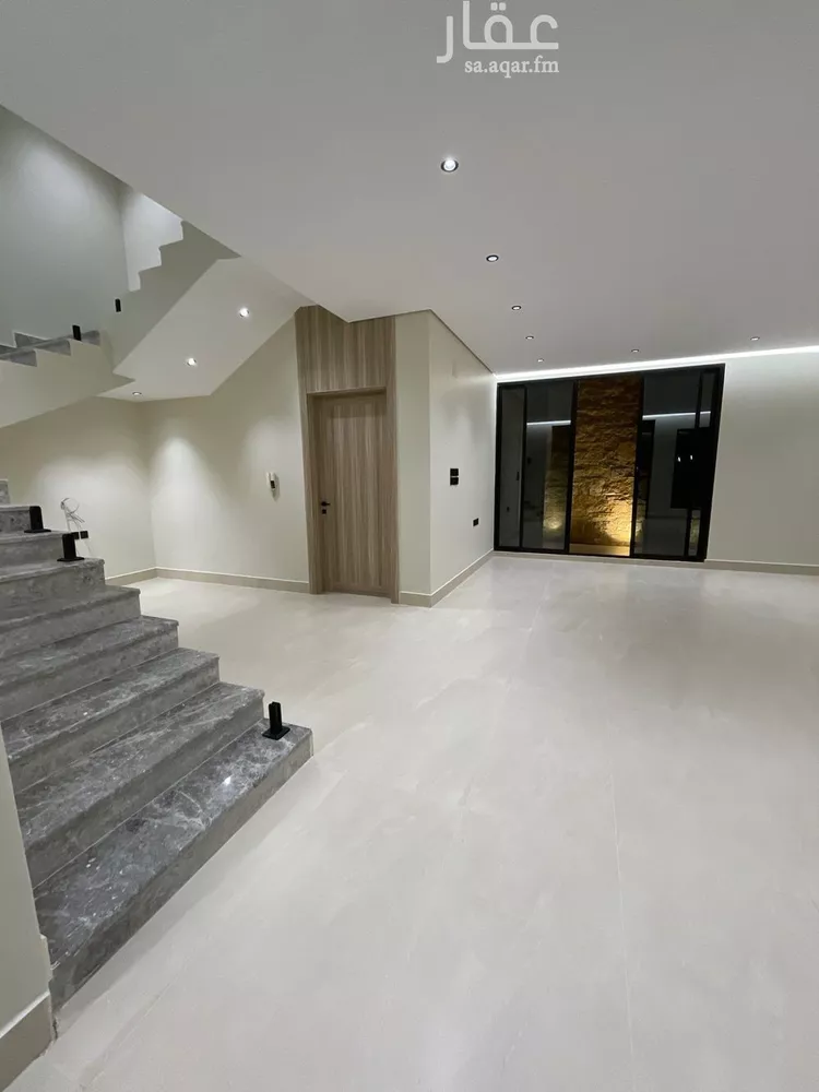 فيلا للبيع في شارع هند بنت عقبة القرشية, حي المنار, مدينة عنيزة, منطقة القصيم صورة 5