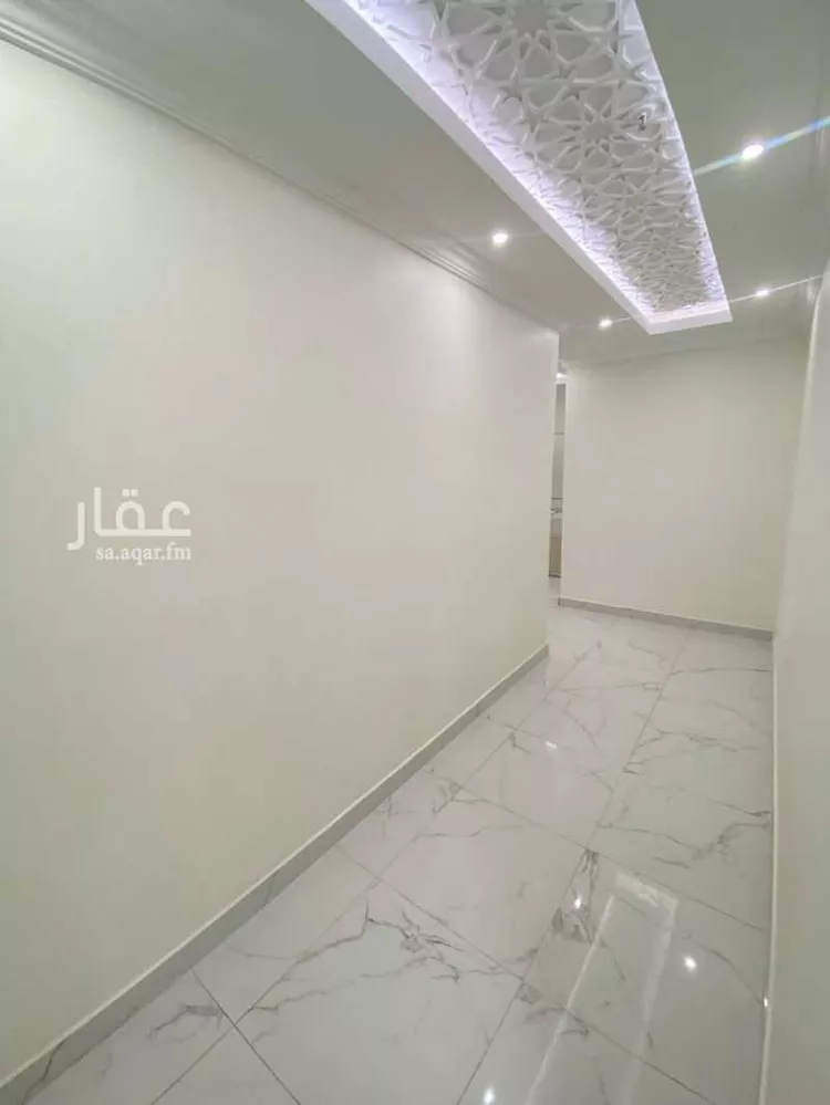 شقة للإيجار في شارع بيرين, حي الحمراء, مدينة الخبر, المنطقة الشرقية 8