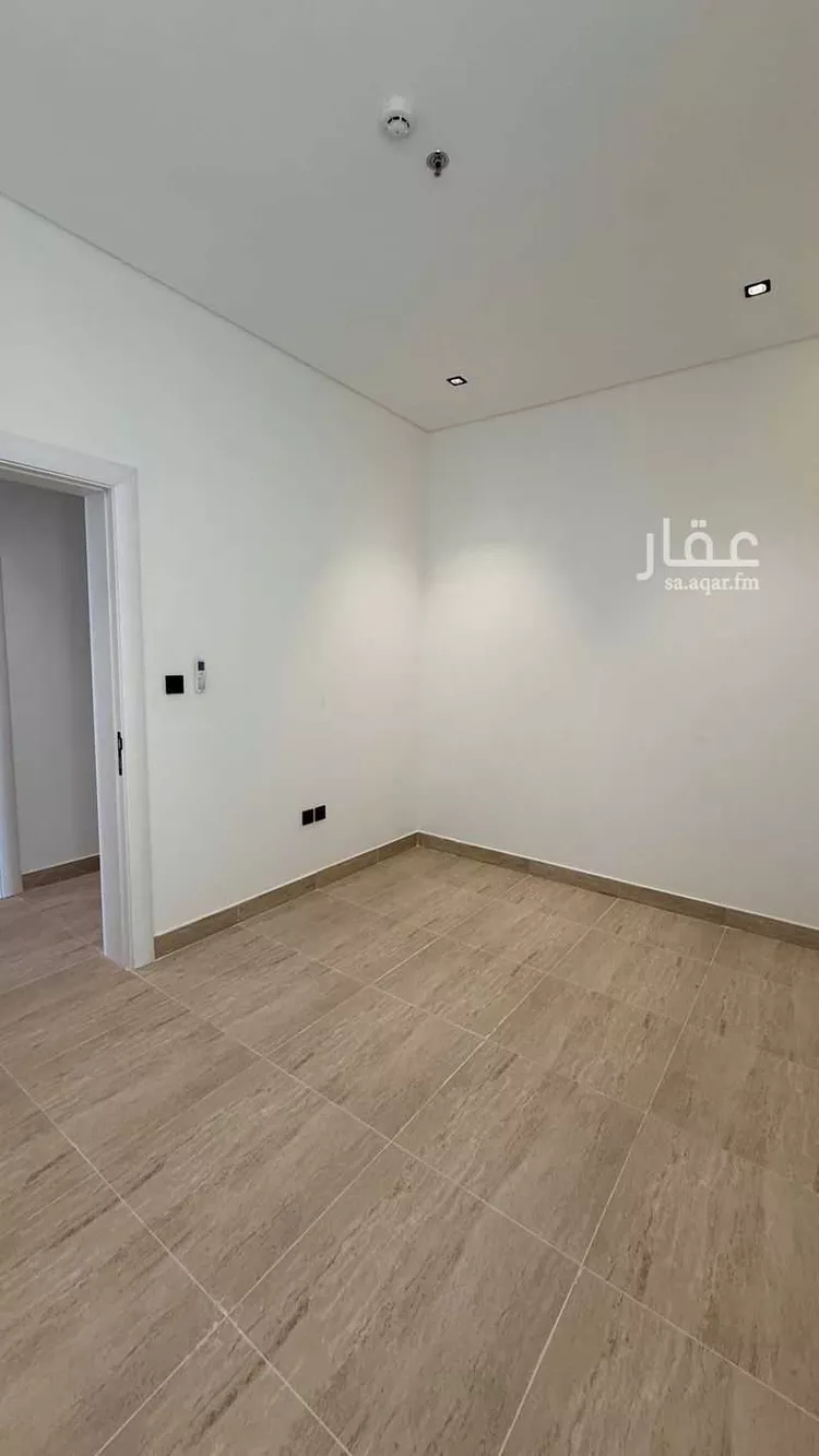شقة للإيجار في شارع تيماد, حي الحمراء, مدينة الخبر, المنطقة الشرقية