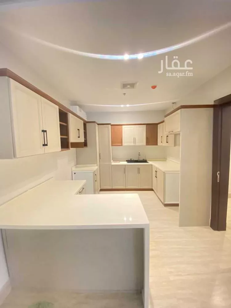 شقة للإيجار في شارع مدائن صالح, حي الحمراء, مدينة الخبر, المنطقة الشرقية