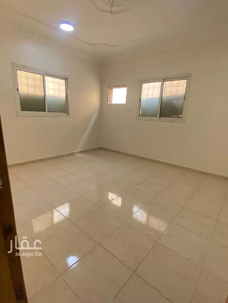 شقة للإيجار في شارع ثابت ابن الانصاري, حي التحلية, مدينة الخبر, المنطقة الشرقية 13