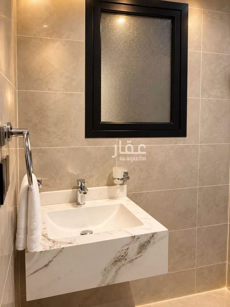 شقة للإيجار في شارع بقيق, حي الحمراء, مدينة الخبر, المنطقة الشرقية 14