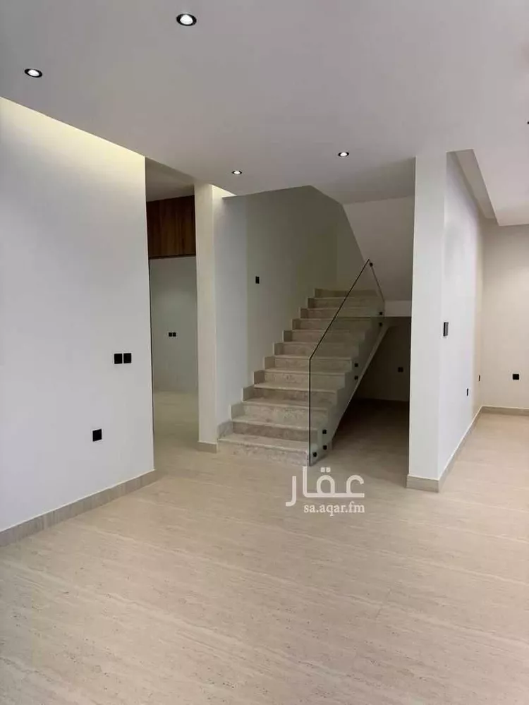 دور للبيع في شارع جبل اليمامة, حي الملز, مدينة الرياض, منطقة الرياض صورة 4