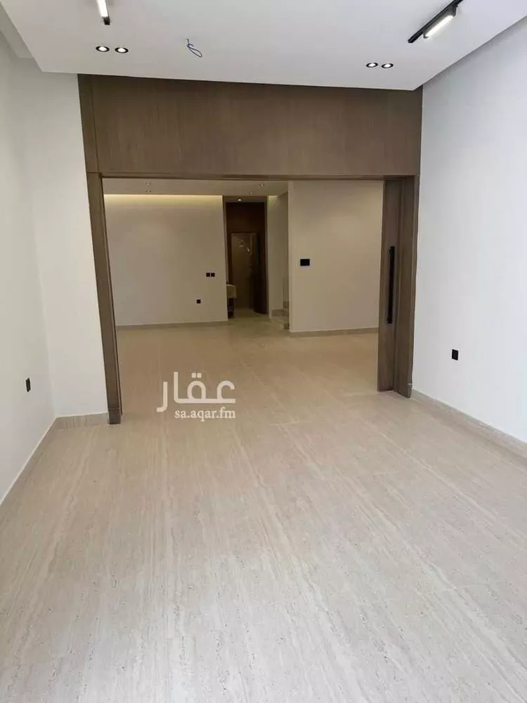 دور للبيع في شارع جبل اليمامة, حي الملز, مدينة الرياض, منطقة الرياض صورة 2