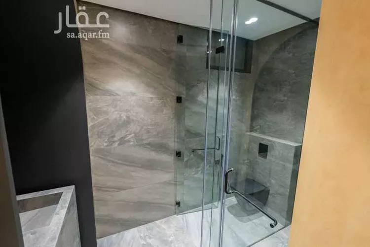 فيلا للبيع في شارع البكري الصديقي, حي القيروان, مدينة الرياض, منطقة الرياض 17