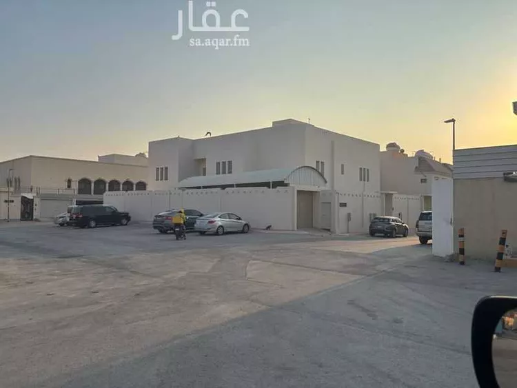 فيلا للإيجار في شارع منيفة, حي الورود, مدينة الرياض, منطقة الرياض