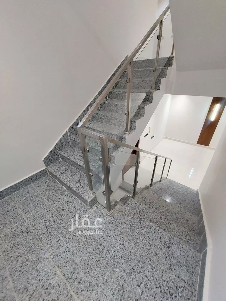فيلا للبيع في شارع بيضاء نثيل, حي العريجاء الغربي, مدينة الرياض, منطقة الرياض 13