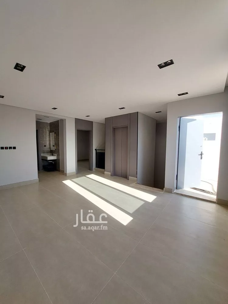 Villa for Sale in Riyadh Tuwaiq 15