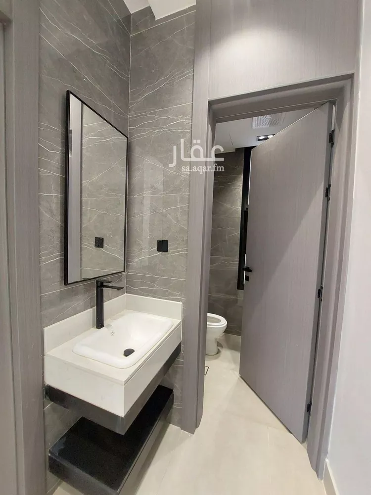 Villa for Sale in Riyadh Tuwaiq 20