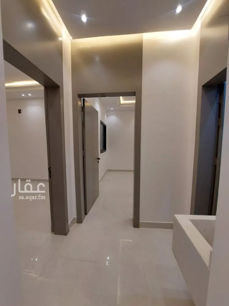 دور للبيع في شارع دنقلا, حي طيبة, مدينة الرياض, منطقة الرياض صورة 5
