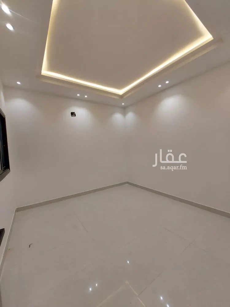 فيلا للبيع في شارع دنقلا, حي طيبة, مدينة الرياض, منطقة الرياض 8