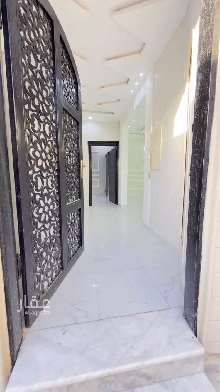 فيلا للإيجار في شارع أحمد مفتي المكي الحنفي, حي طويق, مدينة الرياض, منطقة الرياض 13