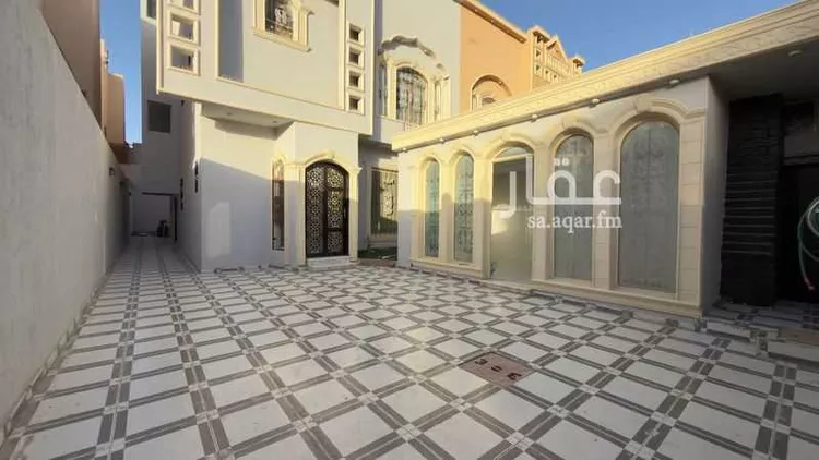 فيلا للإيجار في شارع أحمد مفتي المكي الحنفي, حي طويق, مدينة الرياض, منطقة الرياض 8