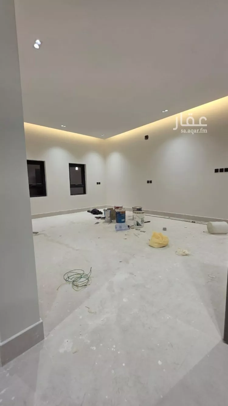 Floor for Sale in Riyadh Al Arid 18