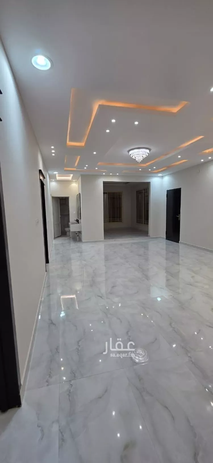 فيلا للبيع في شارع عمر مكرم, حي الرمال, مدينة الرياض, منطقة الرياض صورة 5