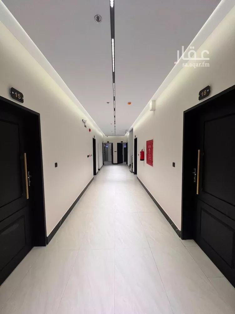 عمارة للبيع في شارع العطايا, حي الجنادرية, مدينة الرياض, منطقة الرياض 7