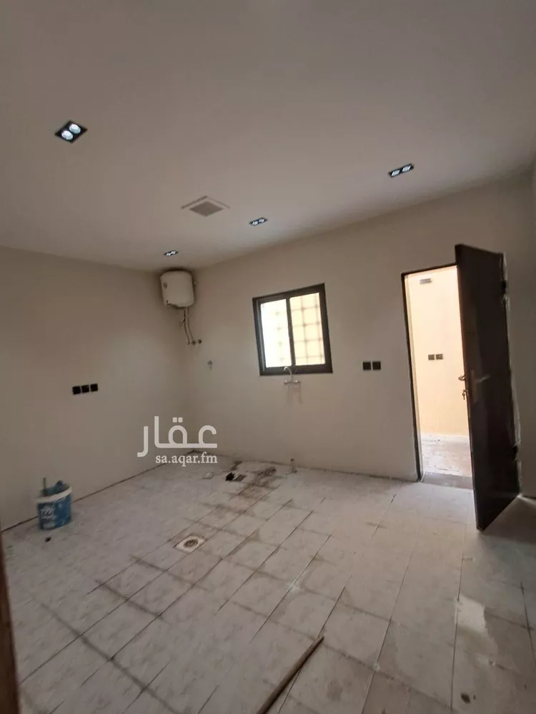 دور للبيع في شارع ابن الطاهري, حي الرمال, مدينة الرياض, منطقة الرياض صورة 3