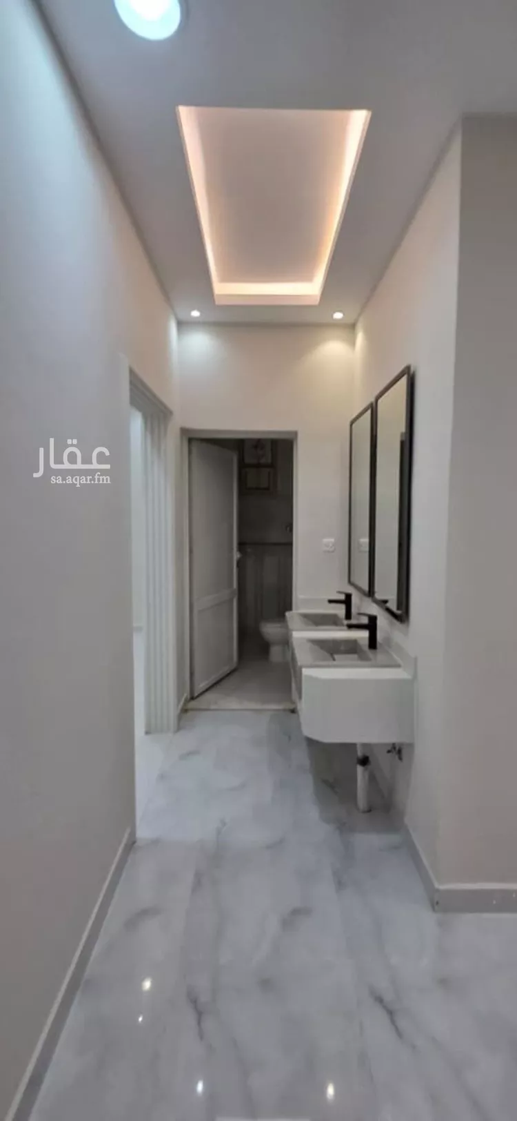 فيلا للبيع في شارع عمر مكرم, حي الرمال, مدينة الرياض, منطقة الرياض صورة 2