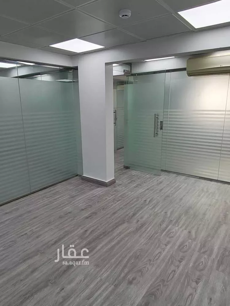 مكتب تجاري للإيجار في شارع عمر بن عبدالعزيز, حي الزهراء, مدينة الرياض, منطقة الرياض صورة 3