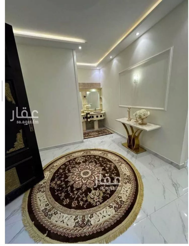 فيلا للبيع في شارع خليل الصنهاجي, حي المهدية, مدينة الرياض, منطقة الرياض صورة 2
